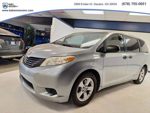 2012 Toyota Sienna LE V6 8 Passenger
