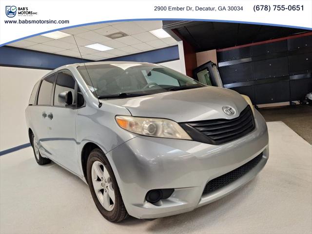 2012 Toyota Sienna LE V6 8 Passenger