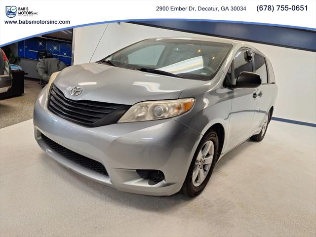 2012 Toyota Sienna LE V6 8 Passenger
