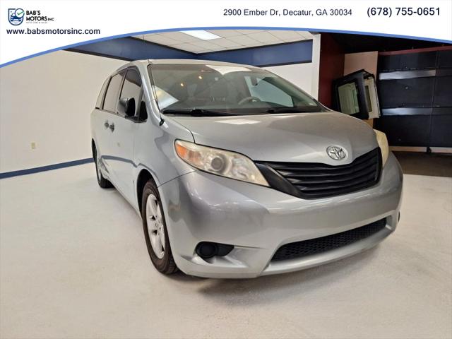 2012 Toyota Sienna LE V6 8 Passenger