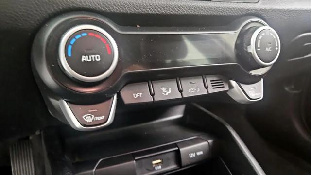2022 Kia Rio S