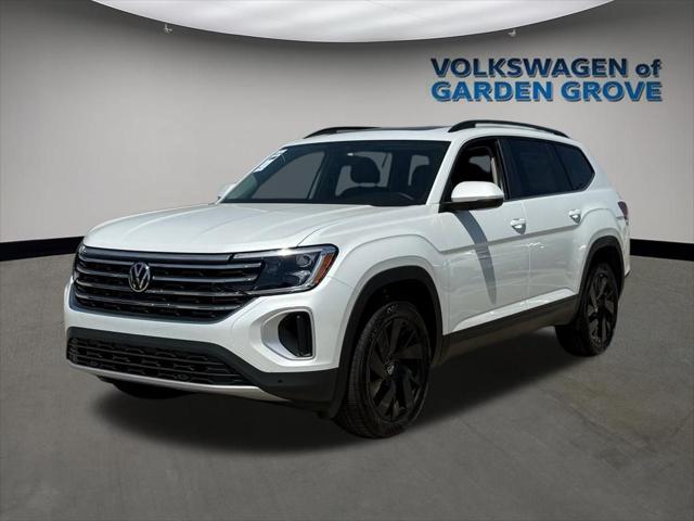 2026 Volkswagen Atlas SE with Technology