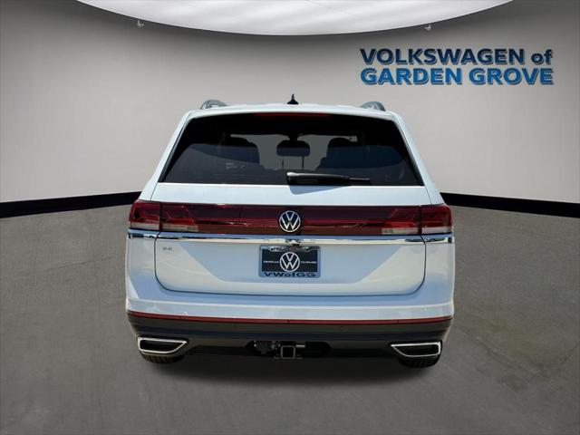 2026 Volkswagen Atlas SE with Technology