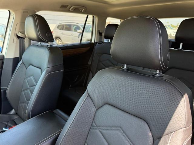 2026 Volkswagen Atlas SE with Technology