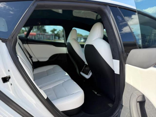 2021 Tesla Model S Plaid Tri Motor All-Wheel Drive