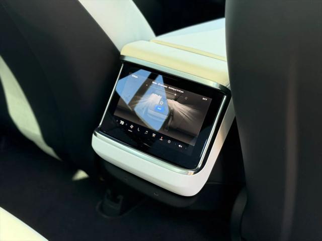 2021 Tesla Model S Plaid Tri Motor All-Wheel Drive