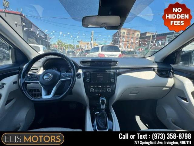 2022 Nissan Rogue Sport SV AWD Xtronic CVT