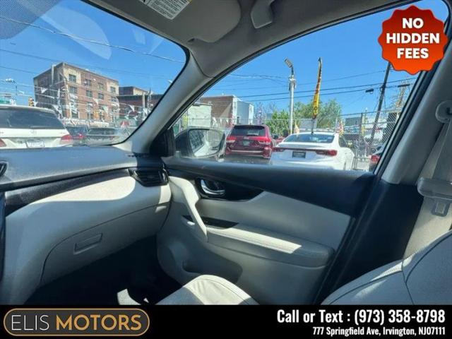 2022 Nissan Rogue Sport SV AWD Xtronic CVT