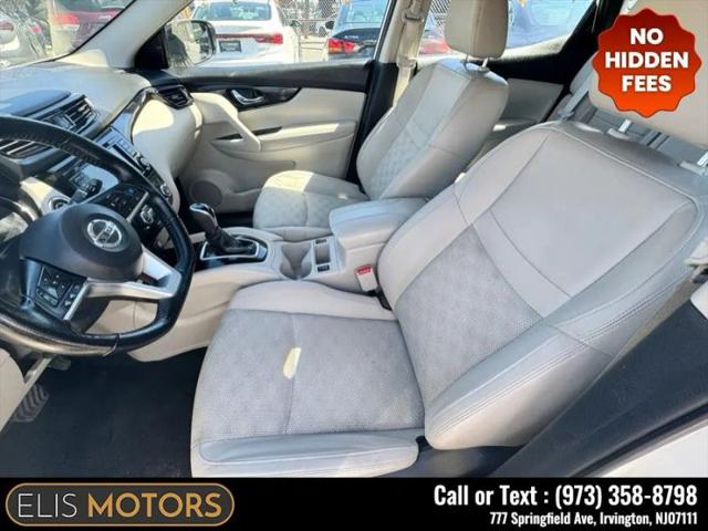 2022 Nissan Rogue Sport SV AWD Xtronic CVT