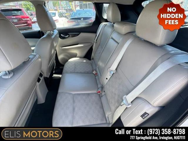 2022 Nissan Rogue Sport SV AWD Xtronic CVT