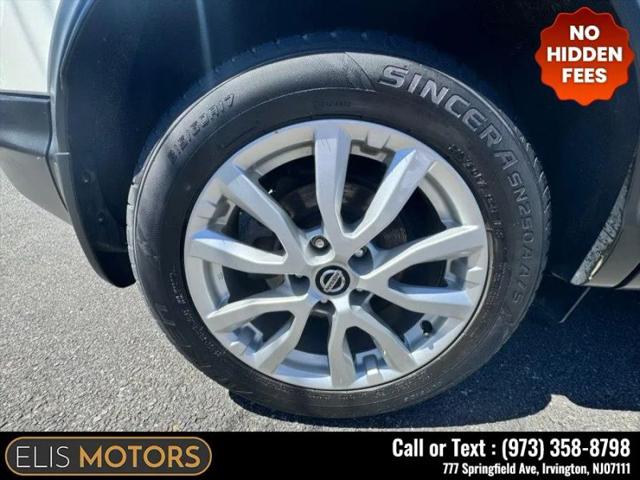 2022 Nissan Rogue Sport SV AWD Xtronic CVT