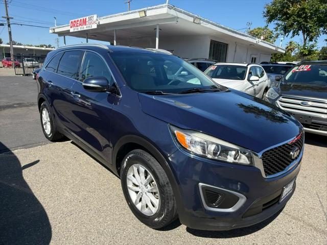 2017 Kia Sorento 3.3L LX