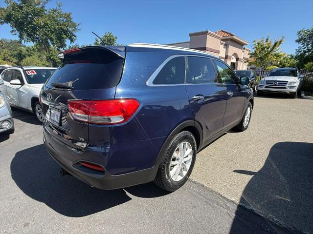 2017 Kia Sorento 3.3L LX