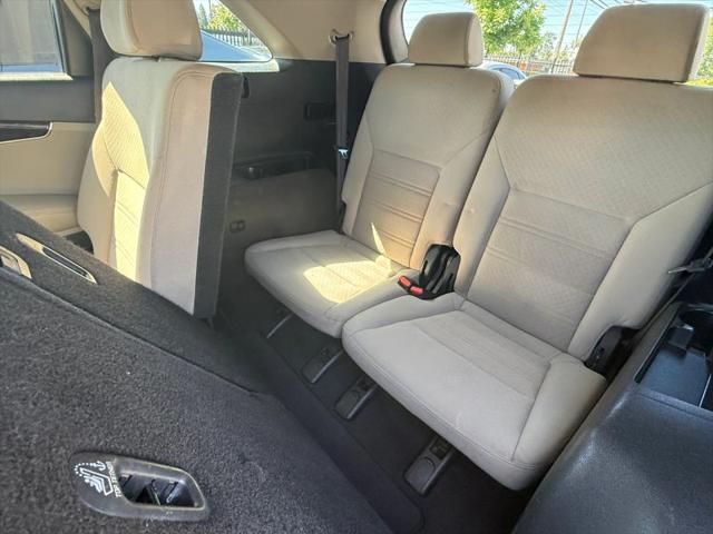 2017 Kia Sorento 3.3L LX