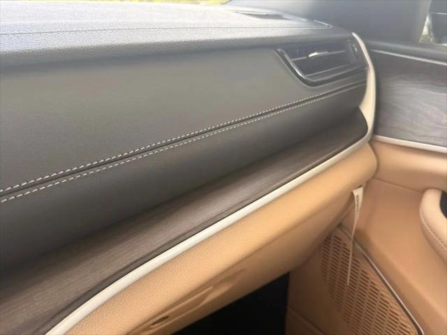 2026 Jeep Grand Cherokee Limited 4x2