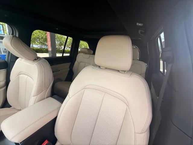 2026 Jeep Grand Cherokee Limited 4x2