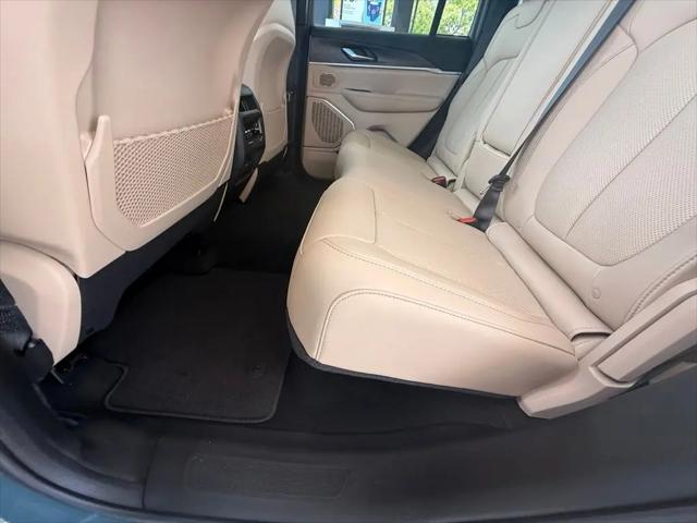2026 Jeep Grand Cherokee Limited 4x2