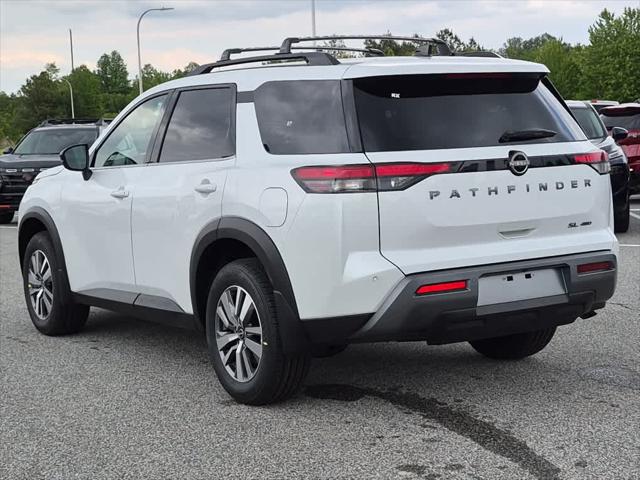 2026 Nissan Pathfinder SL