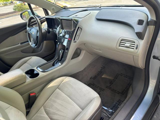 2013 Chevrolet Volt Base