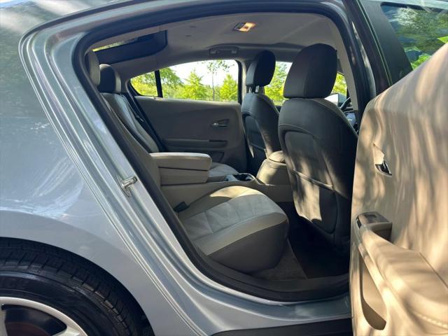 2013 Chevrolet Volt Base