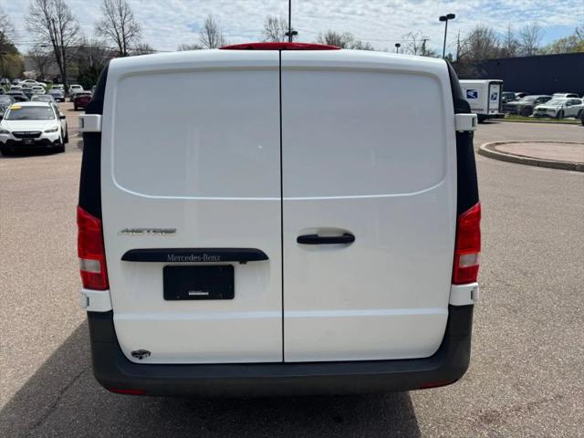 2020 Mercedes-Benz Metris Base