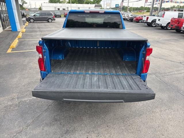 2023 Chevrolet Silverado 1500 4WD Crew Cab Short Bed RST