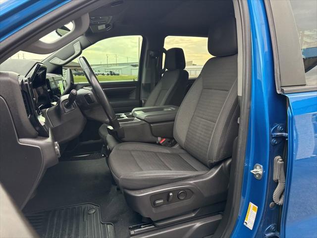 2023 Chevrolet Silverado 1500 4WD Crew Cab Short Bed RST