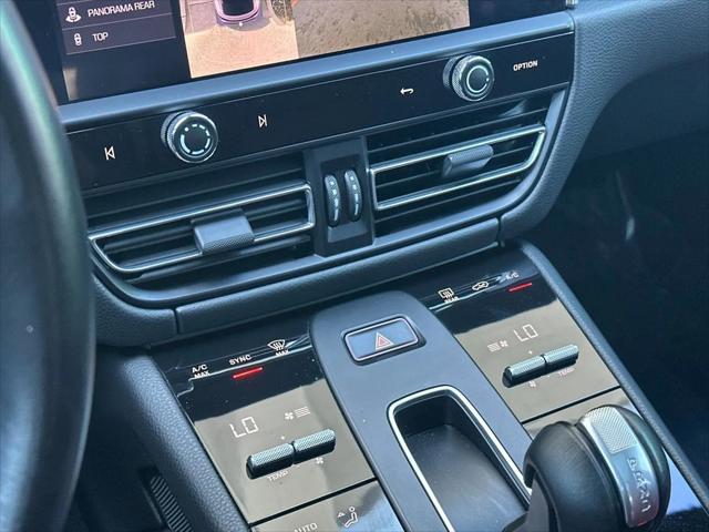 2023 Porsche Macan Macan