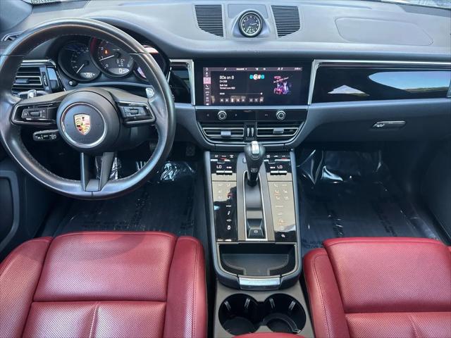 2023 Porsche Macan Macan