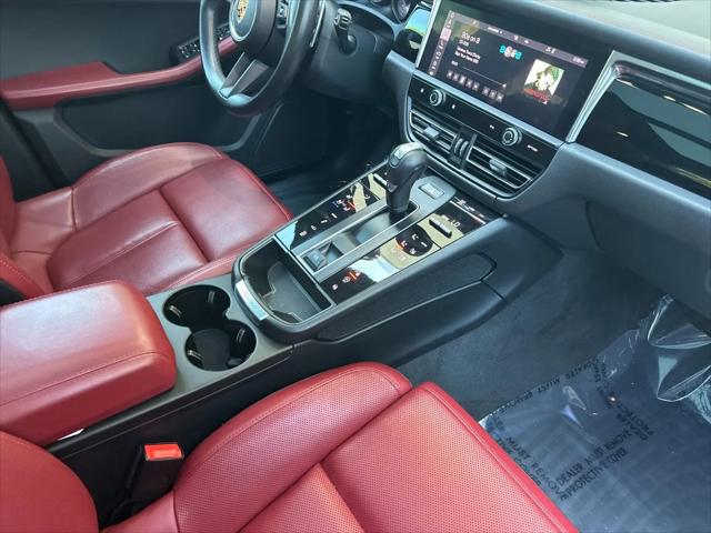 2023 Porsche Macan Macan