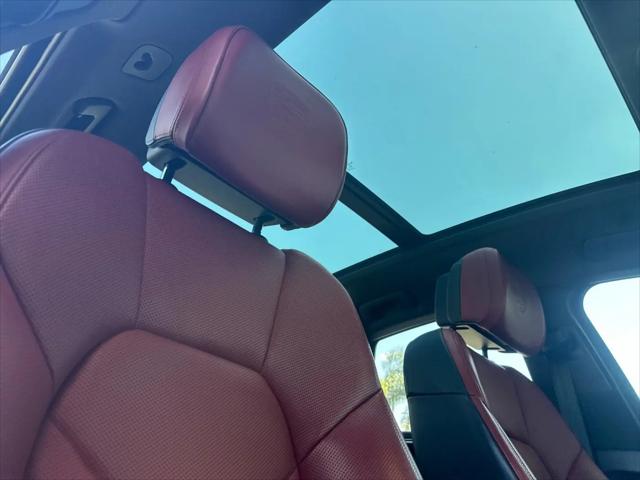 2023 Porsche Macan Macan