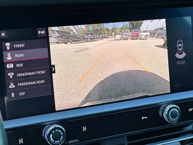 2023 Porsche Macan Macan
