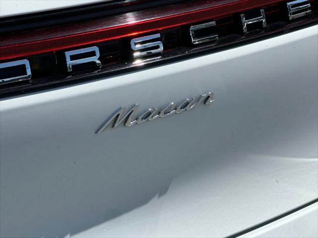 2023 Porsche Macan Macan