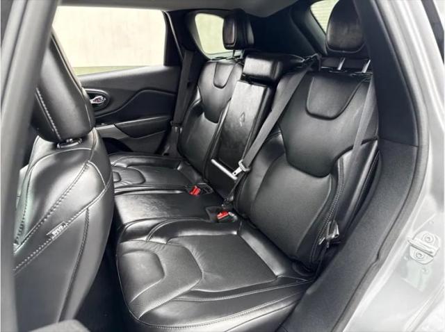 2020 Jeep Cherokee Limited FWD