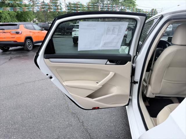 2013 Volkswagen Passat 2.5L SE