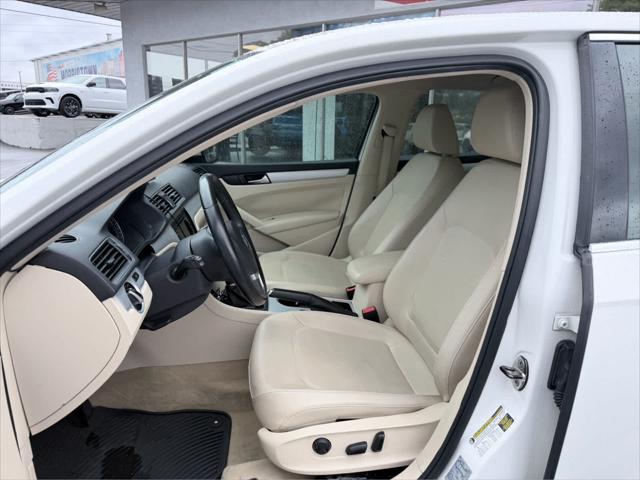 2013 Volkswagen Passat 2.5L SE