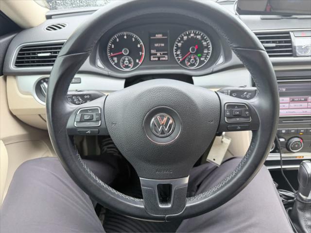 2013 Volkswagen Passat 2.5L SE