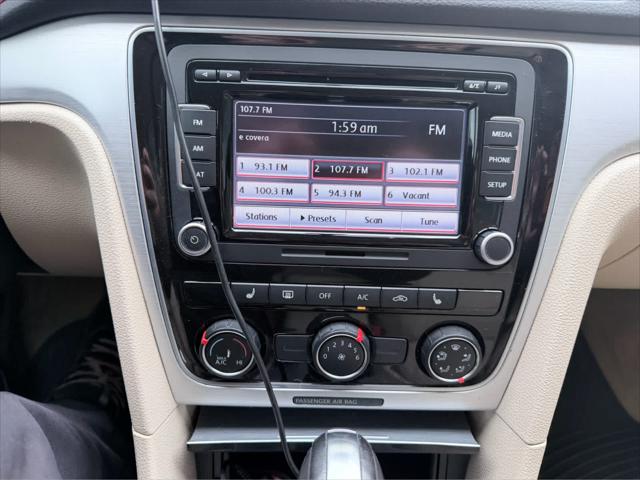 2013 Volkswagen Passat 2.5L SE