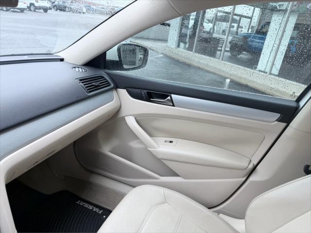 2013 Volkswagen Passat 2.5L SE