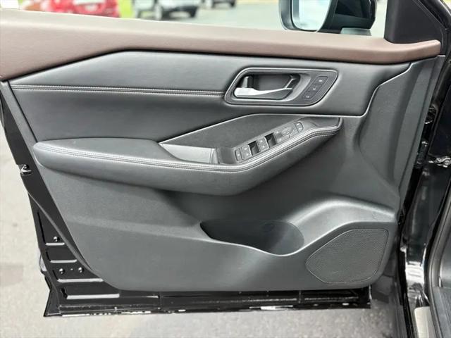 2023 Nissan Rogue SL Intelligent AWD