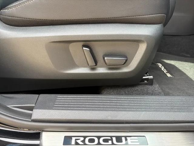 2023 Nissan Rogue SL Intelligent AWD