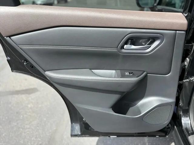 2023 Nissan Rogue SL Intelligent AWD