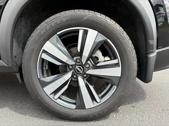 2023 Nissan Rogue SL Intelligent AWD