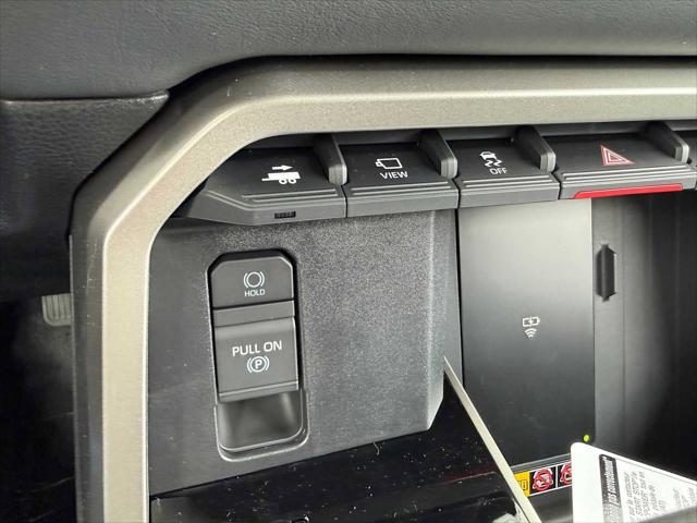 2026 Toyota Tundra Platinum CrewMax 5.5' Bed
