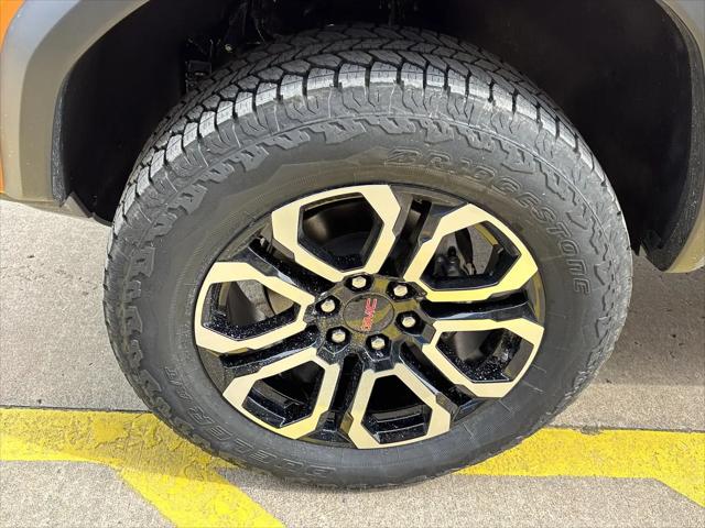 2026 GMC Canyon AT4, 4WD