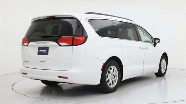2020 Chrysler Voyager LXI