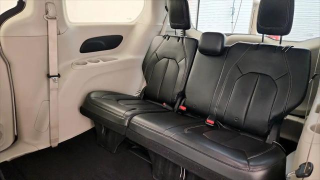 2020 Chrysler Voyager LXI