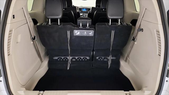 2020 Chrysler Voyager LXI