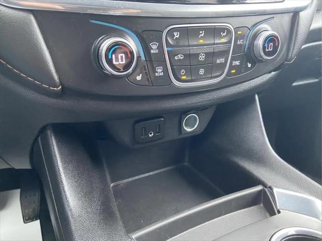 2020 Chevrolet Traverse AWD LT Cloth