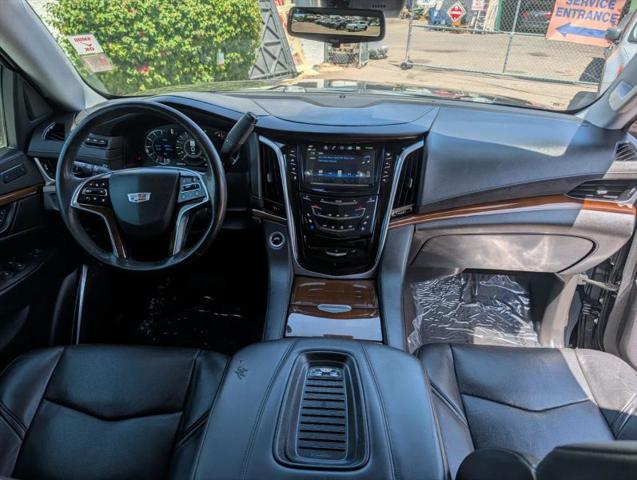 2020 Cadillac Escalade 4WD Premium Luxury
